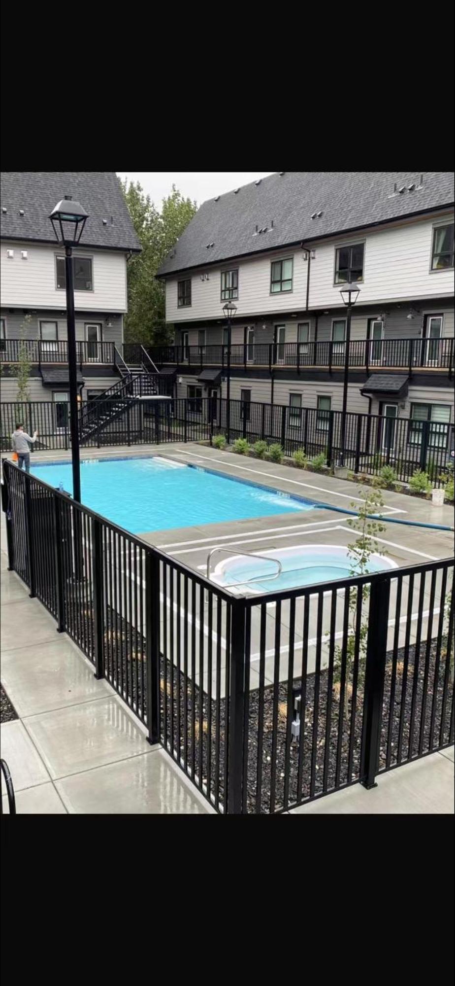 Brand New 2Br Condo With Outdoor Swimming Pool And Hot Tub キャンモア エクステリア 写真